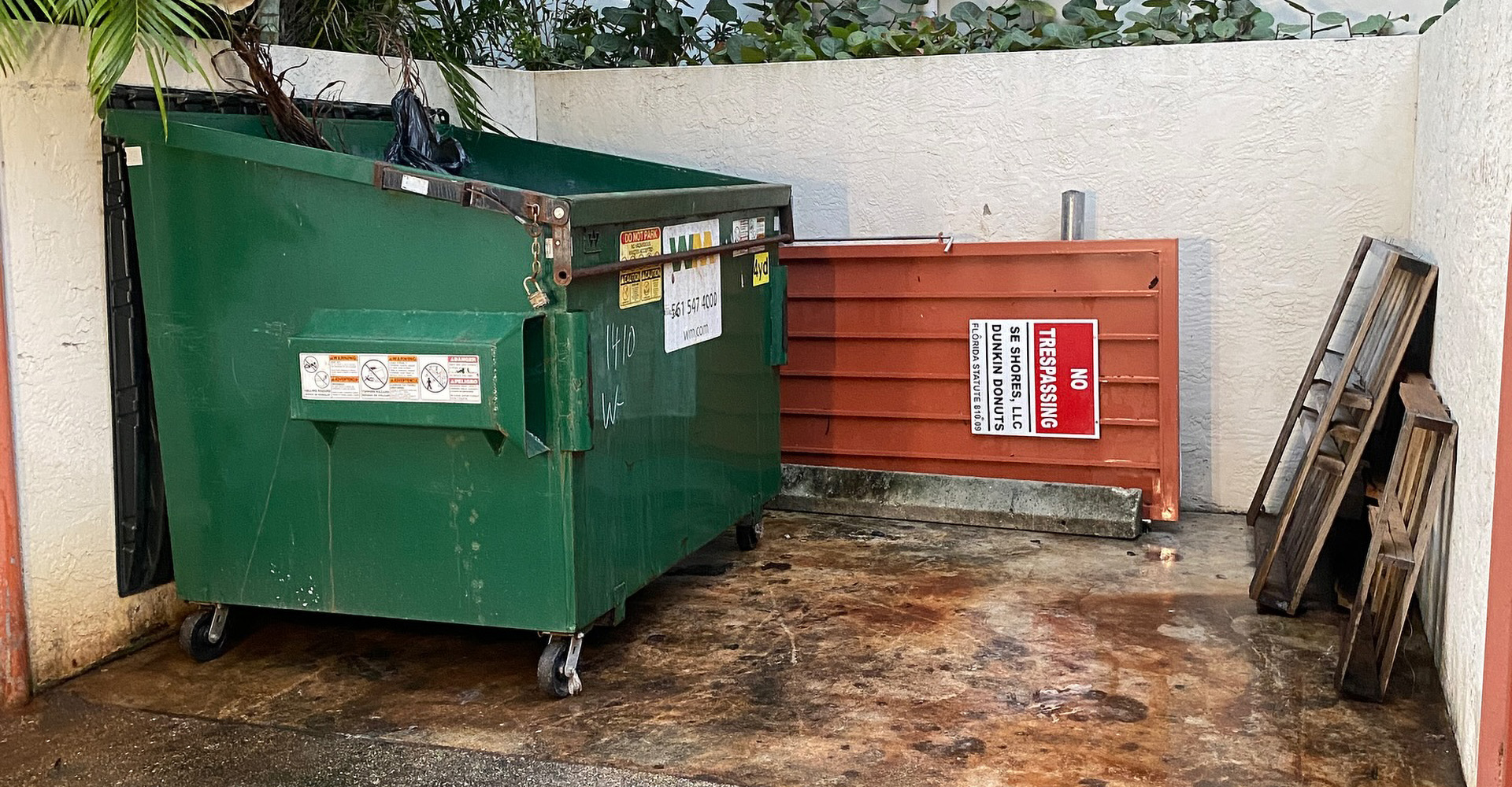 Garbage Bin Cleaning Pompano Beach Highlands